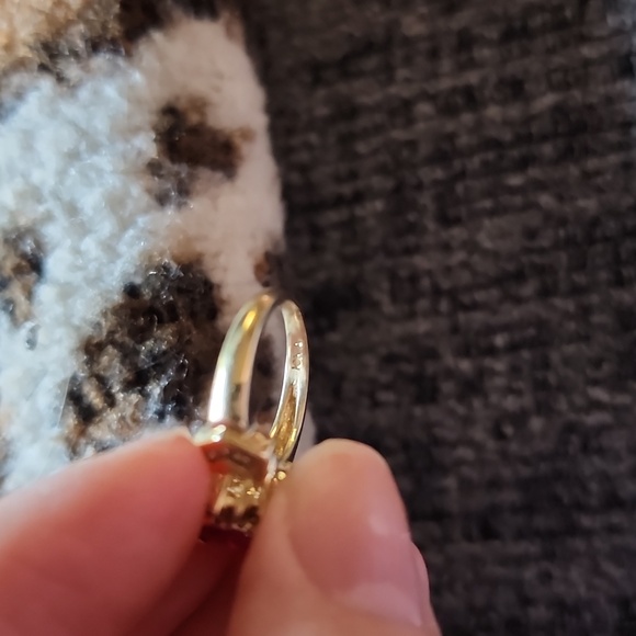 Beautiful Alwand Vahan 10k Yellow Gold Ruby Diamond Ring Size 5 or 5.5 - Picture 5 of 17